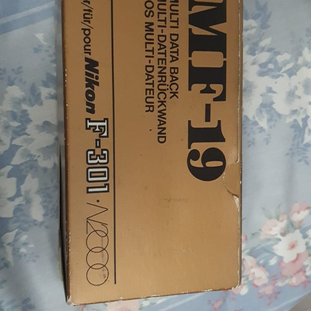 Nikon MF-19 Multi Data Back for Nikon F-501/N2020 & F-301/N2000 Boxed
